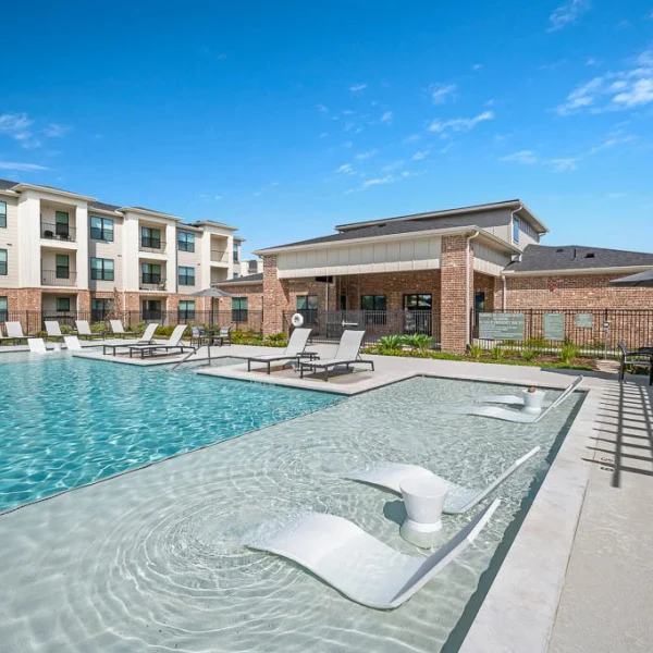 The Delta Pearland general photo